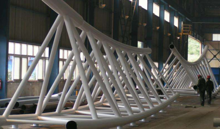 承德管廊钢结构与桁架结构的管道支架应该如何区分